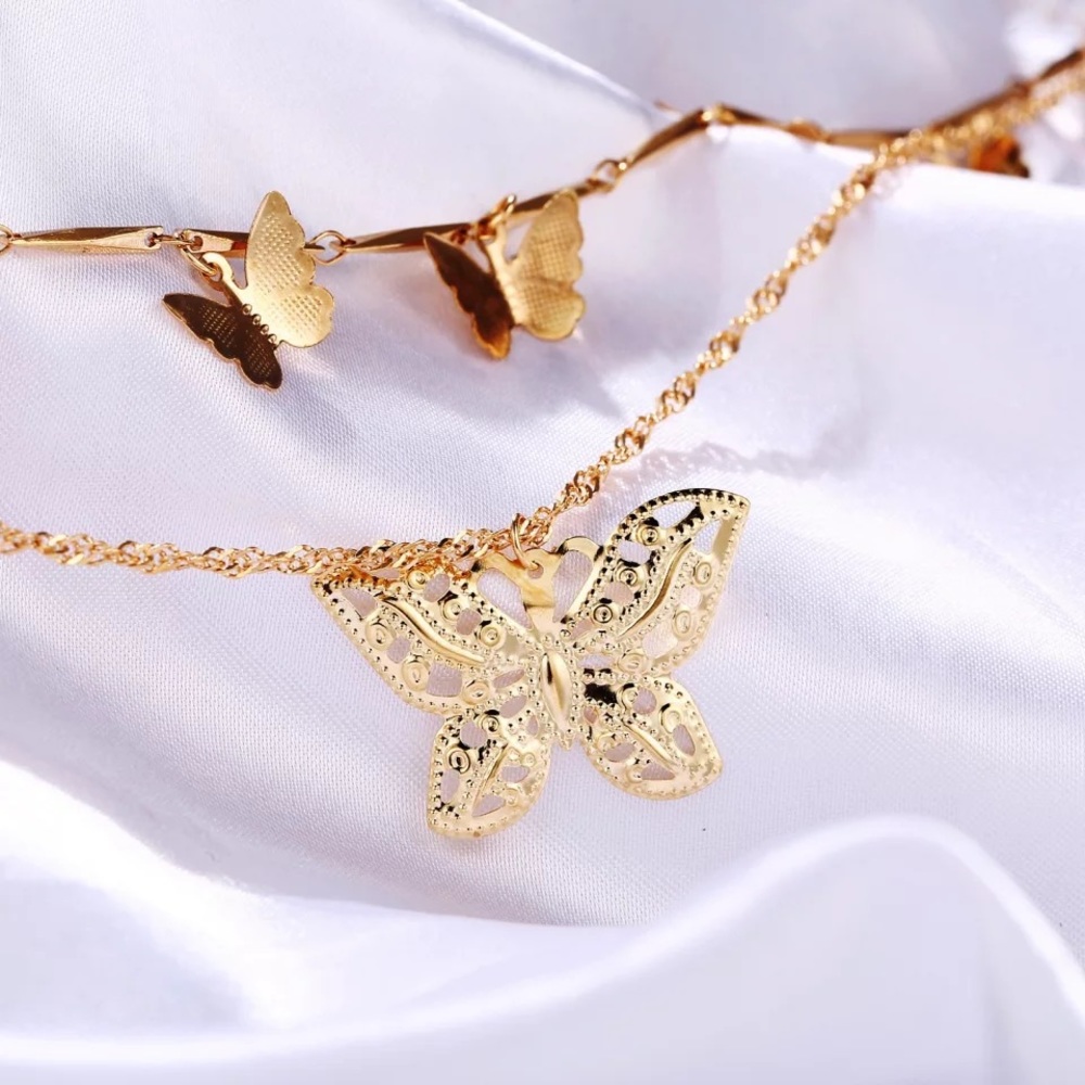Boho Gold Multilayer Butterfly Necklace - Picture 4 of 13